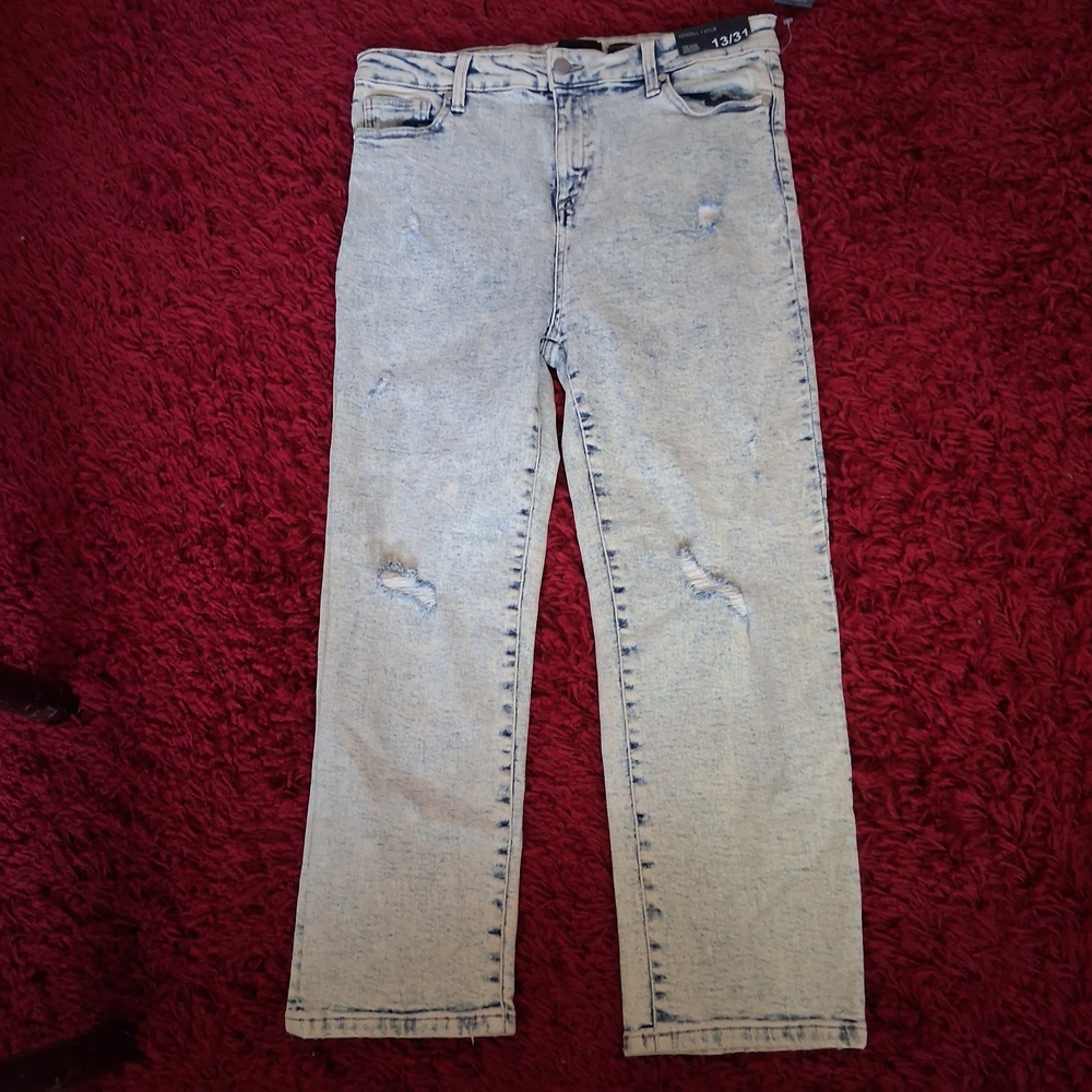Kendall & Kylie Light Blue Straight Woman’s Jeans